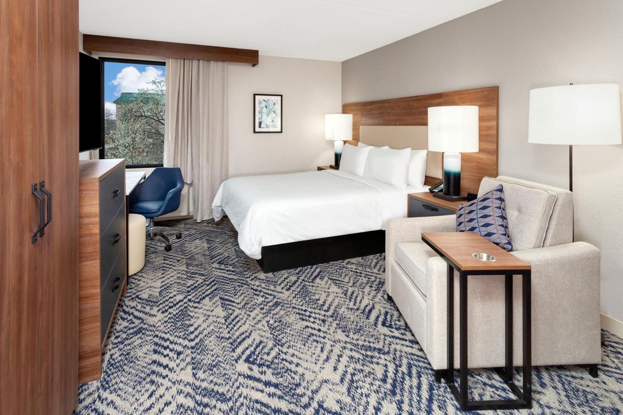 Candlewood Suites Columbus North, An Ihg Hotel Exteriör bild